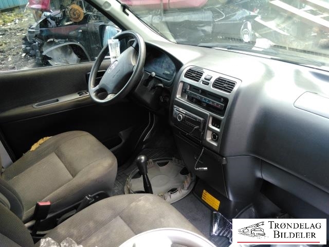 Toyota Hiace 2007-2012 (Fase 3) , Motorkode: 2KD-FTV, Girkassekode: