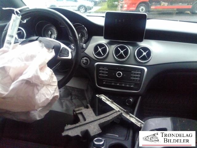 Mercedes CLA 2013-2019 (C117) (C117), Motorkode: 270910, Girkassekode: