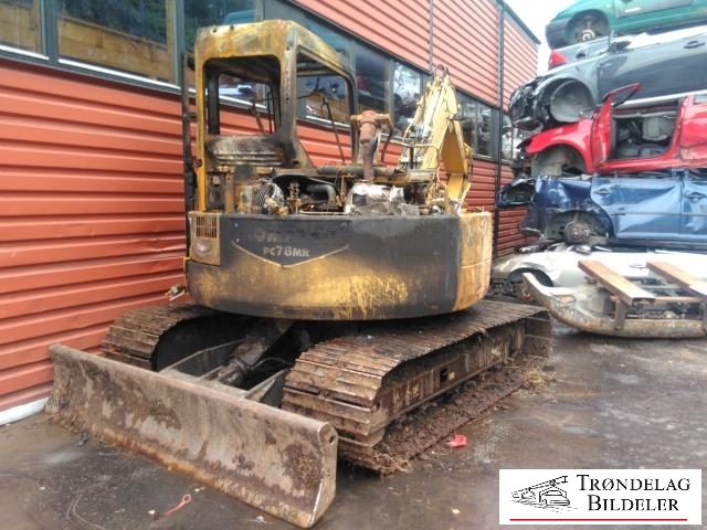 Annet Beltegraver Komatsu 0-->> , Motorkode: S4995LE-3, Girkassekode: