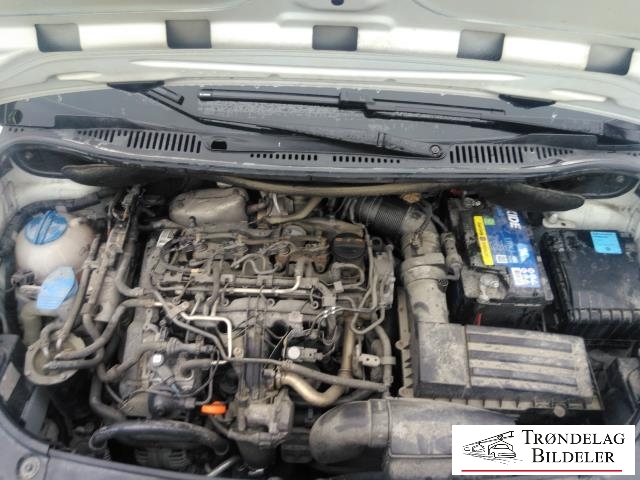 VW Caddy 2010-2015 (Type III, Fase 2) , Motorkode: CFHF, Girkassekode: LNN