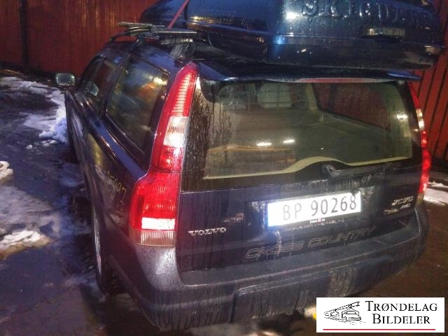 Volvo XC70 2001-2004 (Type I, Fase 1) , Motorkode: D5244T, Girkassekode: 5-AUT 4WD / AW50/51 AWD