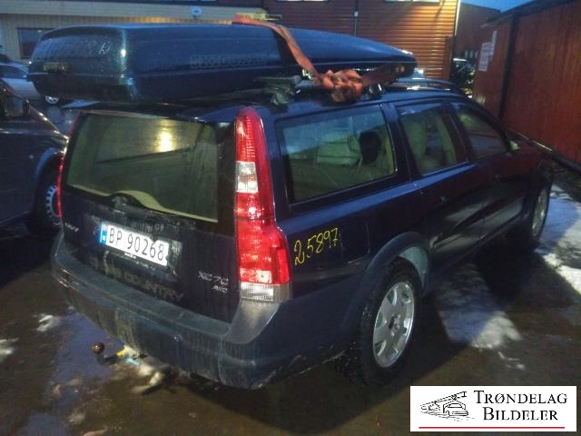 Volvo XC70 2001-2004 (Type I, Fase 1) , Motorkode: D5244T, Girkassekode: 5-AUT 4WD / AW50/51 AWD