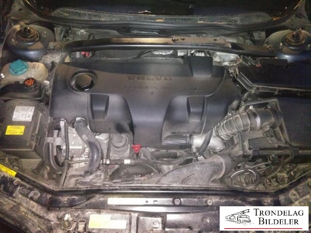Volvo XC70 2001-2004 (Type I, Fase 1) , Motorkode: D5244T, Girkassekode: 5-AUT 4WD / AW50/51 AWD