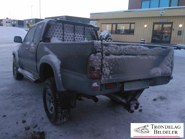 Toyota Hilux 2002-2005 , Motorkode: 2KD-FTV, Girkassekode: 