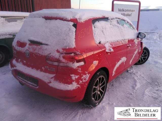 VW Golf VI 2008-2012 , Motorkode: CFFB, Girkassekode: LNM