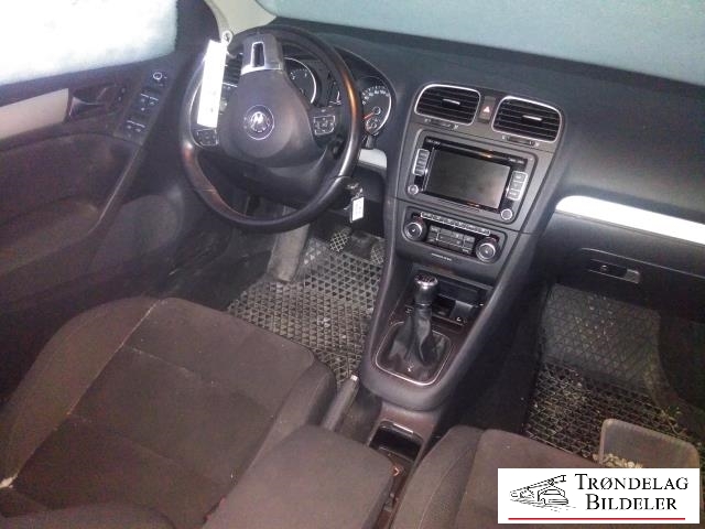 VW Golf VI 2008-2012 , Motorkode: CFFB, Girkassekode: LNM