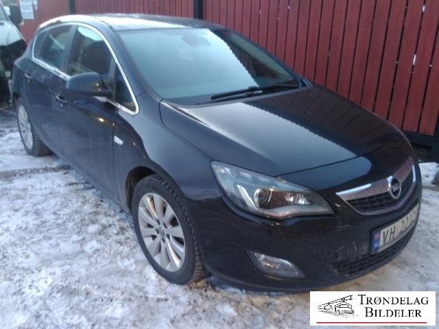 Opel Astra J 2010-2015 , Motorkode: LPV| A17DTJ, Girkassekode: 