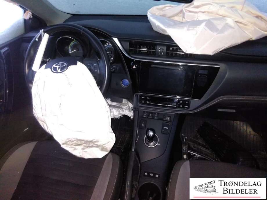 Toyota Auris 2015-2019 (Type II, Fase 2) , Motorkode: 2ZR-FXE, Girkassekode: 
