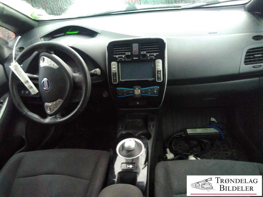 Nissan Leaf 2011-2017 (Type I) , Motorkode: EM57, Girkassekode: 