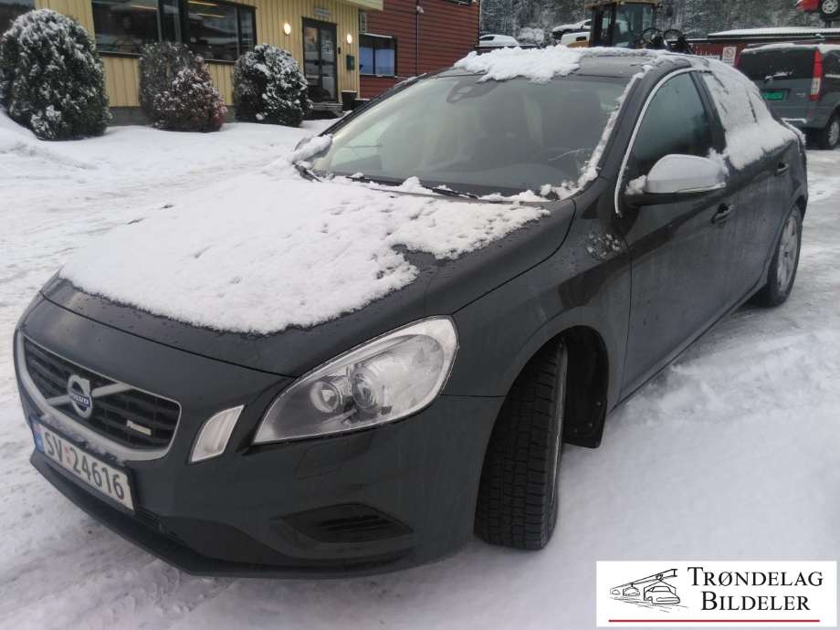 Volvo S60 2010-2014 (Type II, Fase 1) , Motorkode: D4162T, Girkassekode: 6-MAN 2WD / MMT6