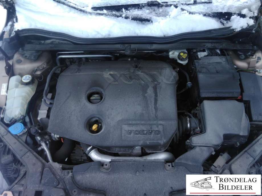 Volvo V40 2012-2019 , Motorkode: D4162T, Girkassekode: 6-PSHIFT 2WD / MPS6