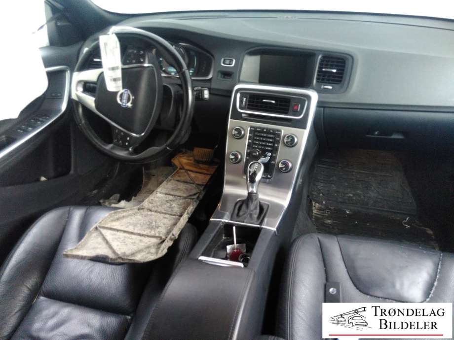 Volvo V60/V60 CC 2013-2018 (Type I, Fase 2) , Motorkode: D4162T, Girkassekode: 6-PSHIFT 2WD / MPS6