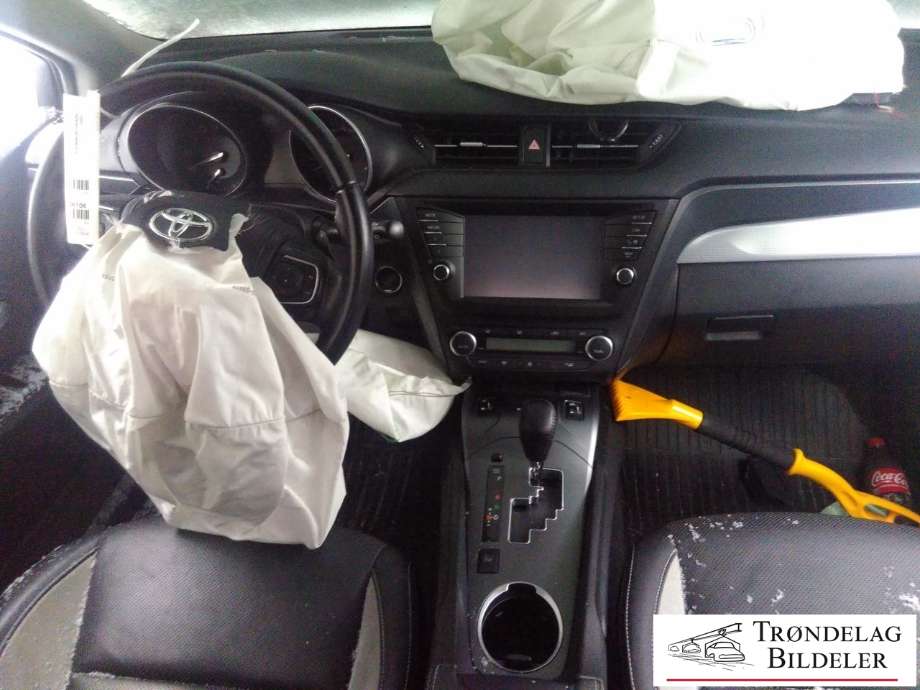Toyota Avensis 2015-2019 (Type III, Fase 2) , Motorkode: 2ZR-FAE, Girkassekode: 