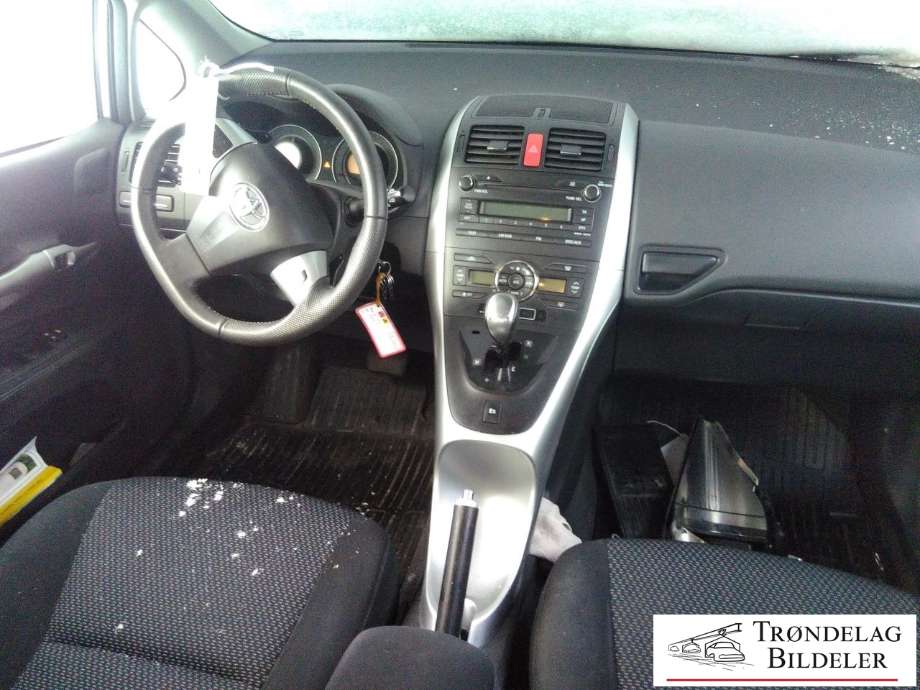 Toyota Auris 2010-2012 (Type I, Fase 2) , Motorkode: 1ND-TV, Girkassekode: 