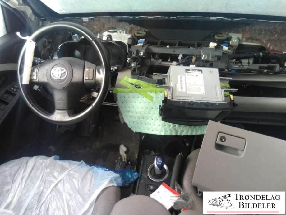 Toyota RAV4 2009-2013 (Type III, Fase 2) , Motorkode: (EM) ELECTRIC MOTOR, Girkassekode: 