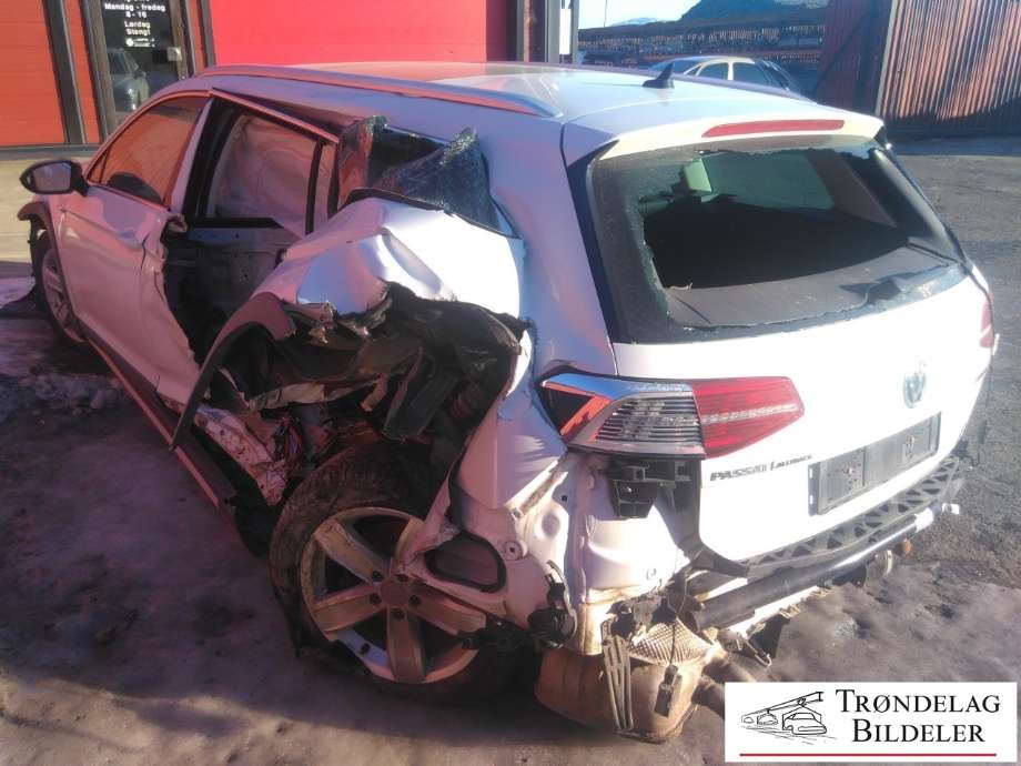 VW Passat 2015-2019 (Fase 1) (B8) (B8), Motorkode: DFCA, Girkassekode: QFE