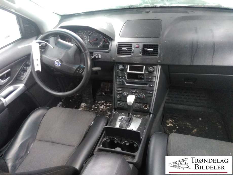 Volvo XC90 2002-2006 (Type I, Fase 1) , Motorkode: D5244T, Girkassekode: 5-AUT 4WD / AW50/51 AWD