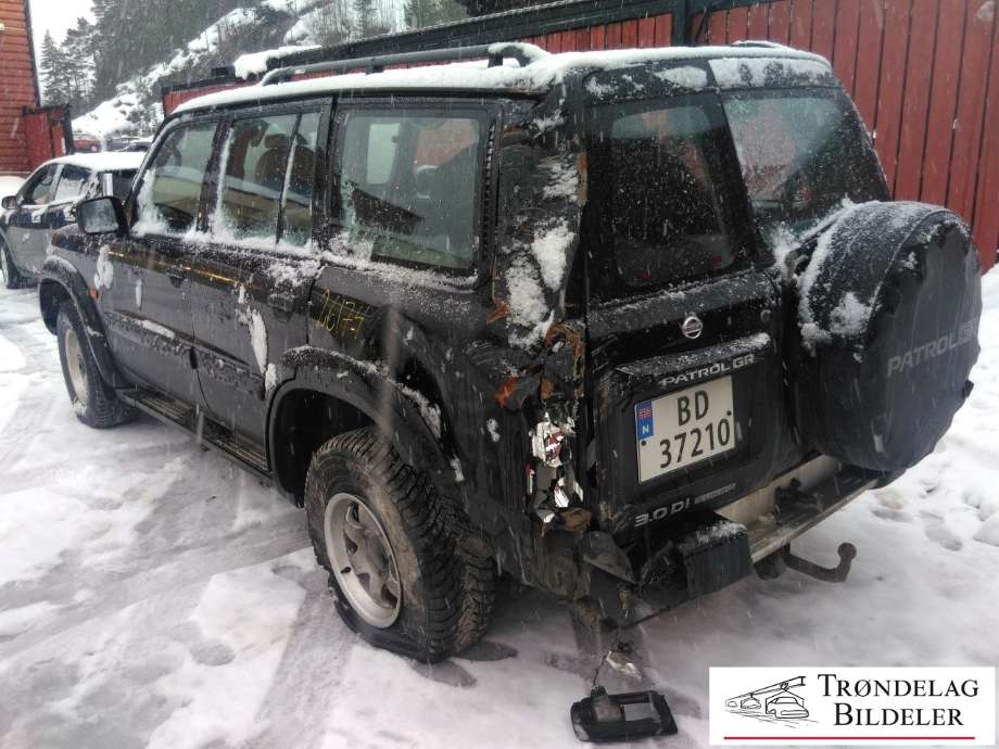 Nissan Patrol 1998-2004 (Fase 1) (Y61) (Y61), Motorkode: ZD30DDTI, Girkassekode: AT