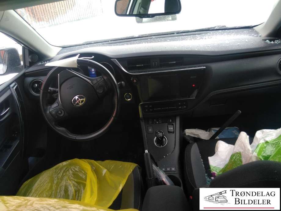 Toyota Auris 2015-2019 (Type II, Fase 2) , Motorkode: 2ZR-FXE, Girkassekode: 