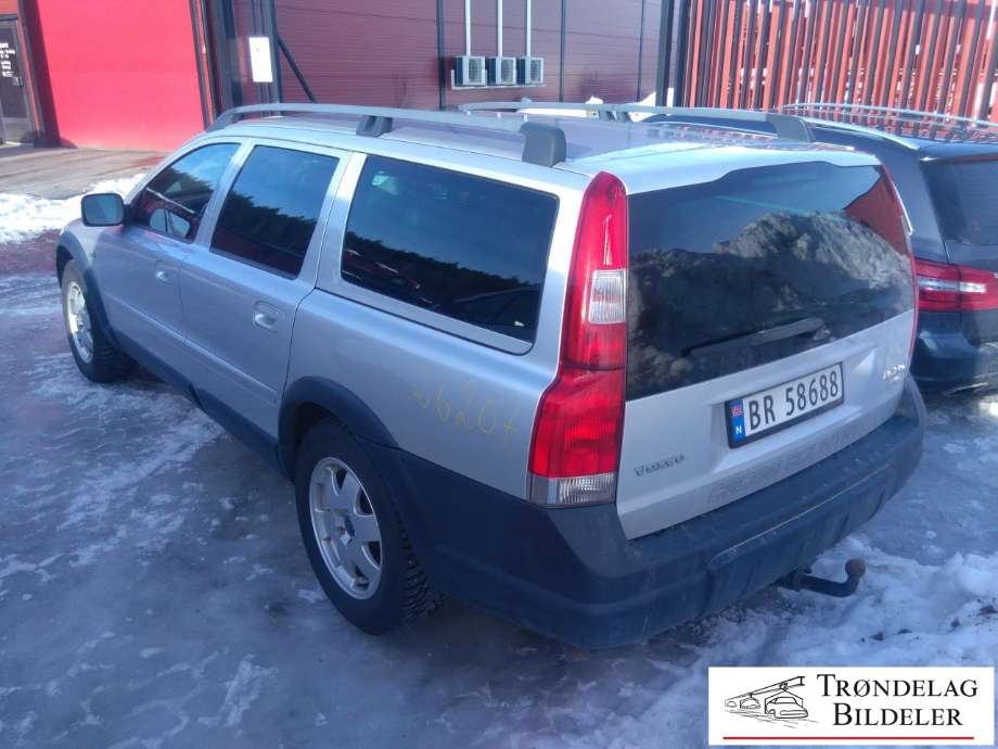 Volvo XC70 2001-2004 (Type I, Fase 1) , Motorkode: B5254T2, Girkassekode: 5-AUT 4WD / M58 / AW50/51 AWD