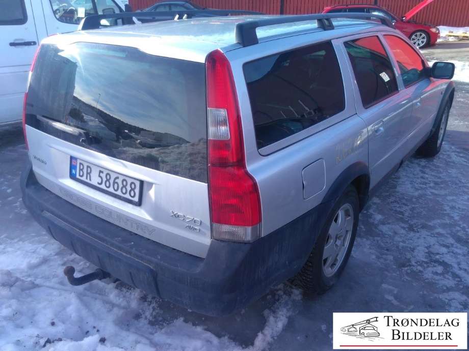 Volvo XC70 2001-2004 (Type I, Fase 1) , Motorkode: B5254T2, Girkassekode: 5-AUT 4WD / M58 / AW50/51 AWD