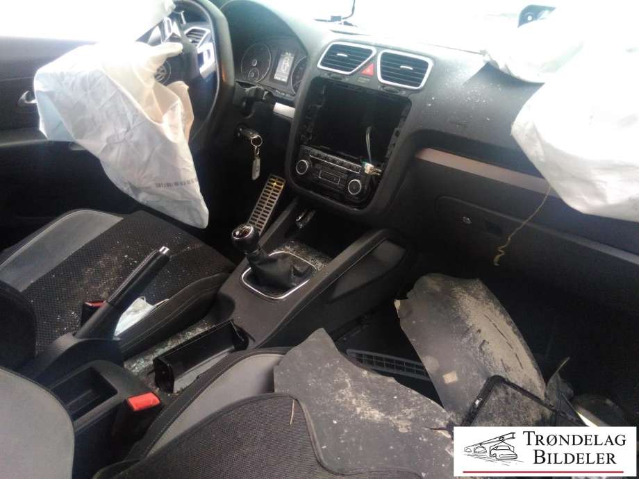 VW Scirocco 2008-2013 , Motorkode: CAXA, Girkassekode: LHY