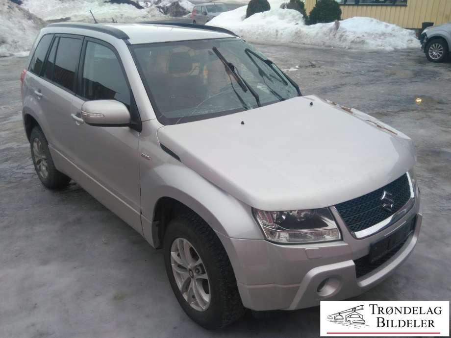 Suzuki Grand Vitara 2005-2015 (Type III) , Motorkode: F9QC - 004505, Girkassekode: MT