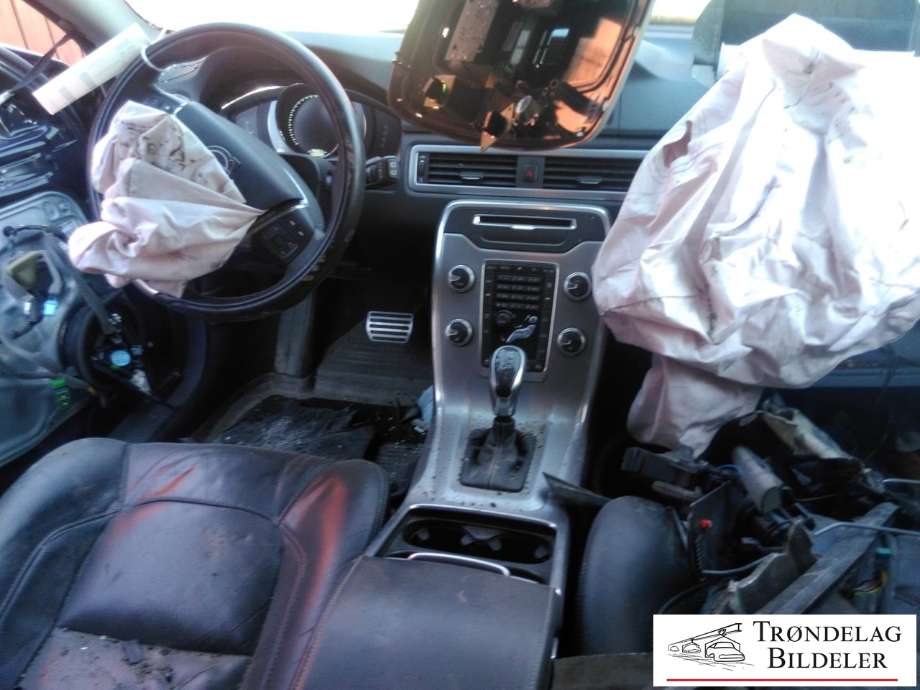 Volvo V70 2014-2016 (Type III, Fase 2) , Motorkode: D4204T20, Girkassekode: 6-AUT 2WD / TF-71SC