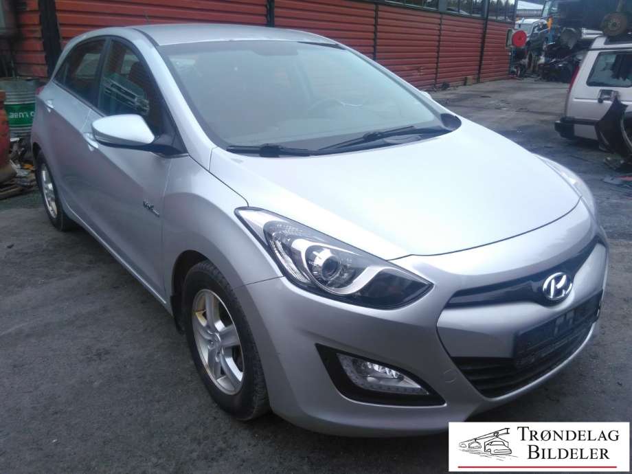 Hyundai i30 2012-2017 (Type II) , Motorkode: D4FB-5IL, Girkassekode: