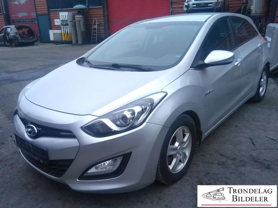 Hyundai i30 2012-2017 (Type II) , Motorkode: D4FB-5IL, Girkassekode: