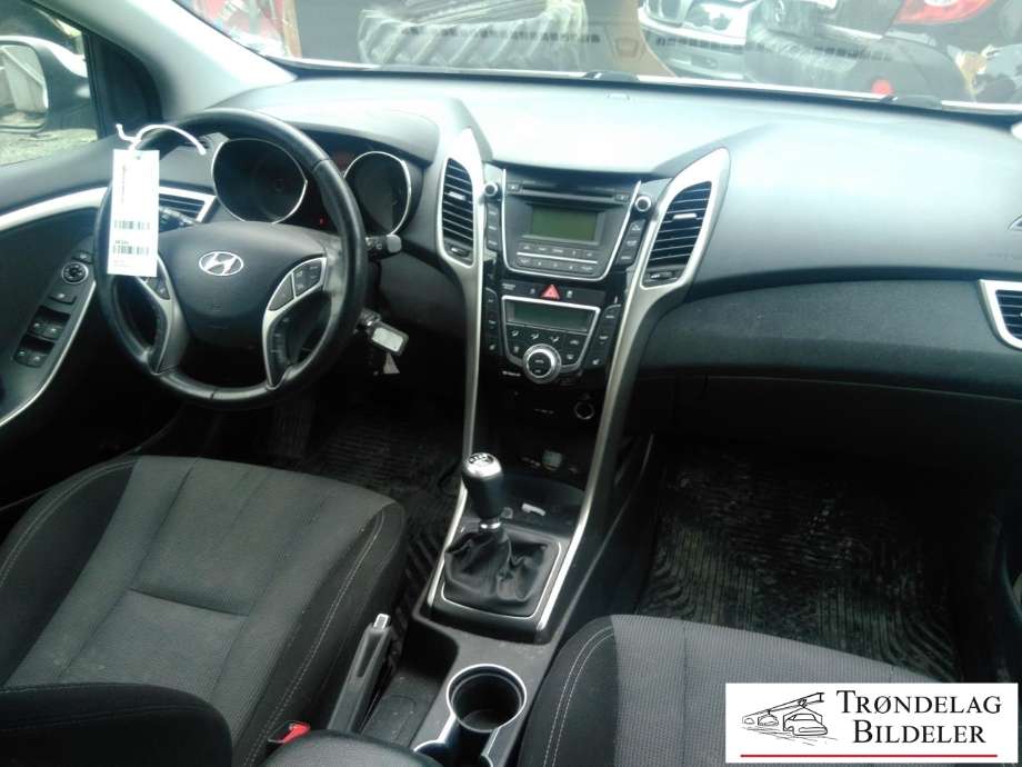 Hyundai i30 2012-2017 (Type II) , Motorkode: D4FB-5IL, Girkassekode: