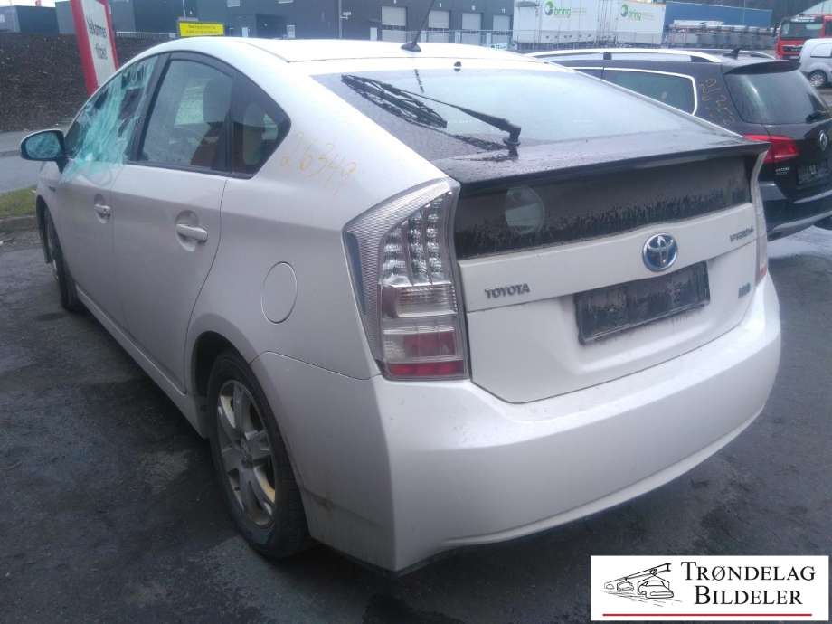 Toyota Prius 2009-2016 (Type III) (COMBI) (COMBI), Motorkode: 2ZR-FXE, Girkassekode: 