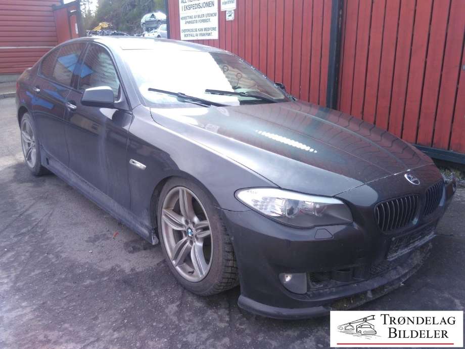 BMW 5-Serie 2010-2017 (F10/F11) (F10/F11), Motorkode: N57D30A, Girkassekode: 