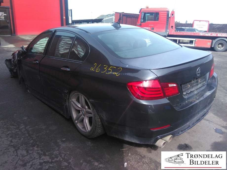 BMW 5-Serie 2010-2017 (F10/F11) (F10/F11), Motorkode: N57D30A, Girkassekode: 