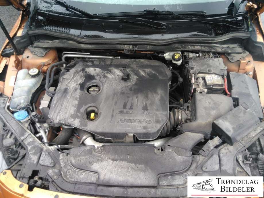 Volvo V40 2012-2019 , Motorkode: D4162T, Girkassekode: 6-MAN 2WD / B6