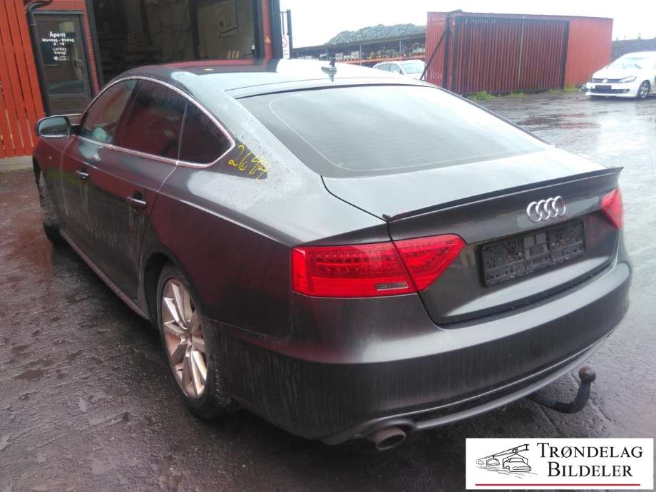 Audi A5 2007-2016 (Type I) , Motorkode: CDNC, Girkassekode: GIR/DIFFKODE - MNA/NUJ