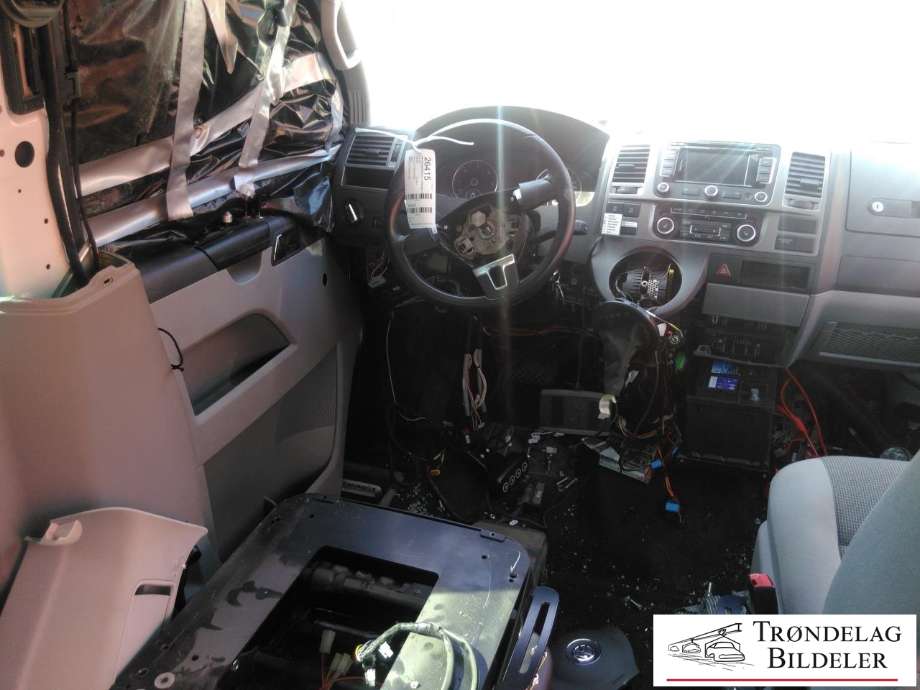VW Transporter / Caravelle 2009-2015 (Fase 2) (T5) (T5), Motorkode: CCHA, Girkassekode: NZQ