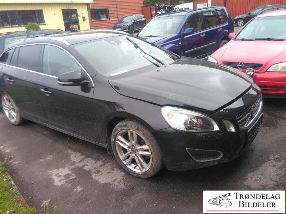 Volvo V60 2010-2013 (Type I, Fase 1) , Motorkode: D4162T, Girkassekode: 6-MAN 2WD / MMT6