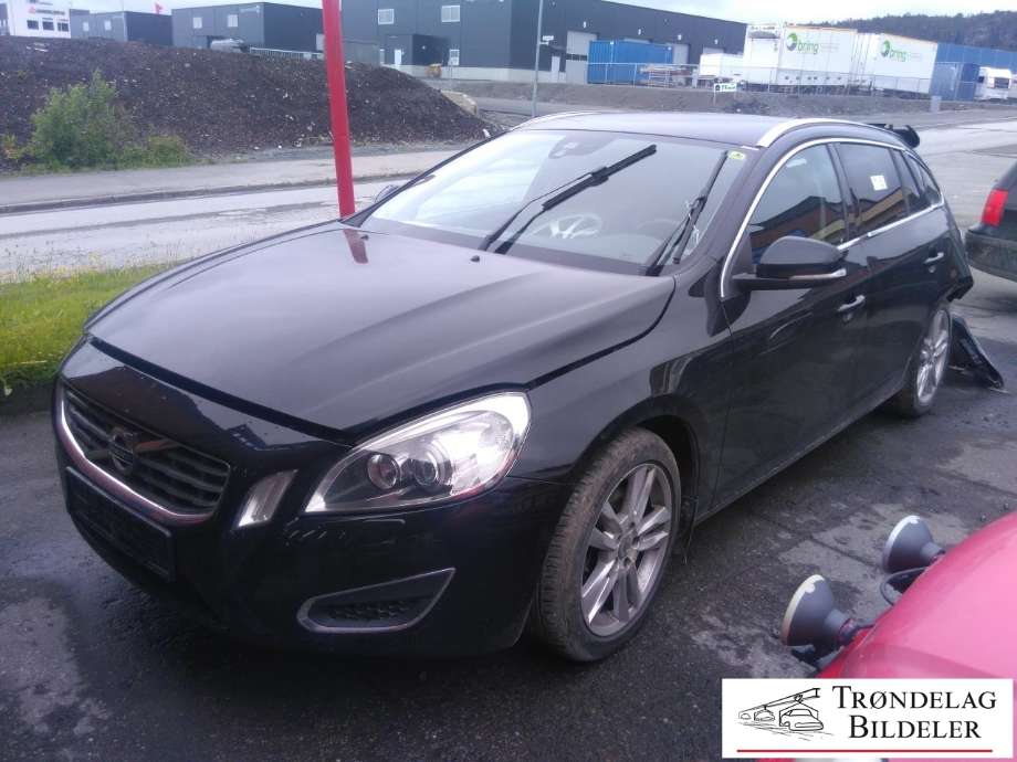 Volvo V60 2010-2013 (Type I, Fase 1) , Motorkode: D4162T, Girkassekode: 6-MAN 2WD / MMT6