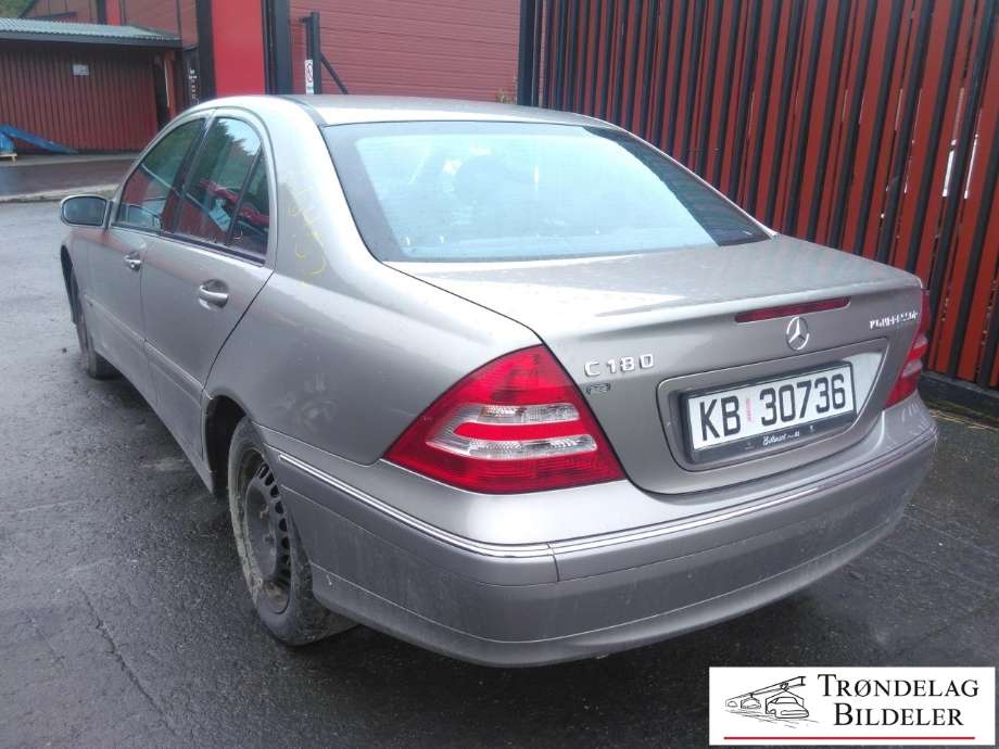 Mercedes C-Klasse 2004-2007 (Fase 2) (W203) (W203), Motorkode: 271 946, Girkassekode: 