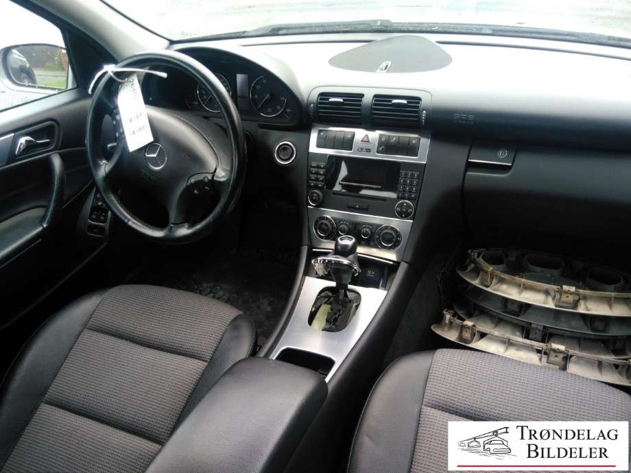 Mercedes C-Klasse 2004-2007 (Fase 2) (W203) (W203), Motorkode: 271 946, Girkassekode: 