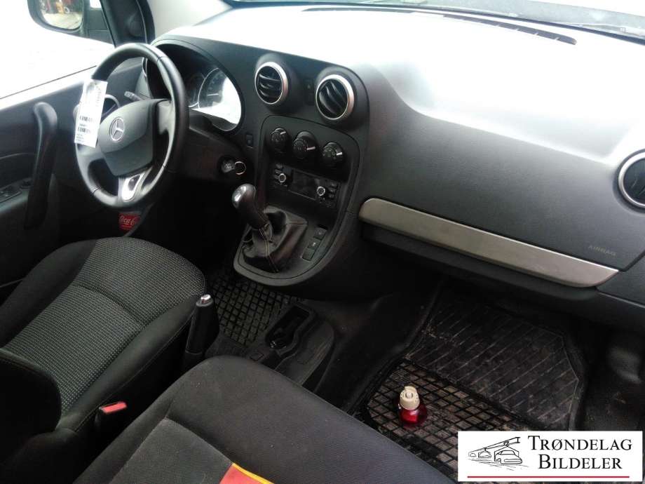 Mercedes Citan 2012-2021 (W415) (W415), Motorkode: K9K E6, Girkassekode: