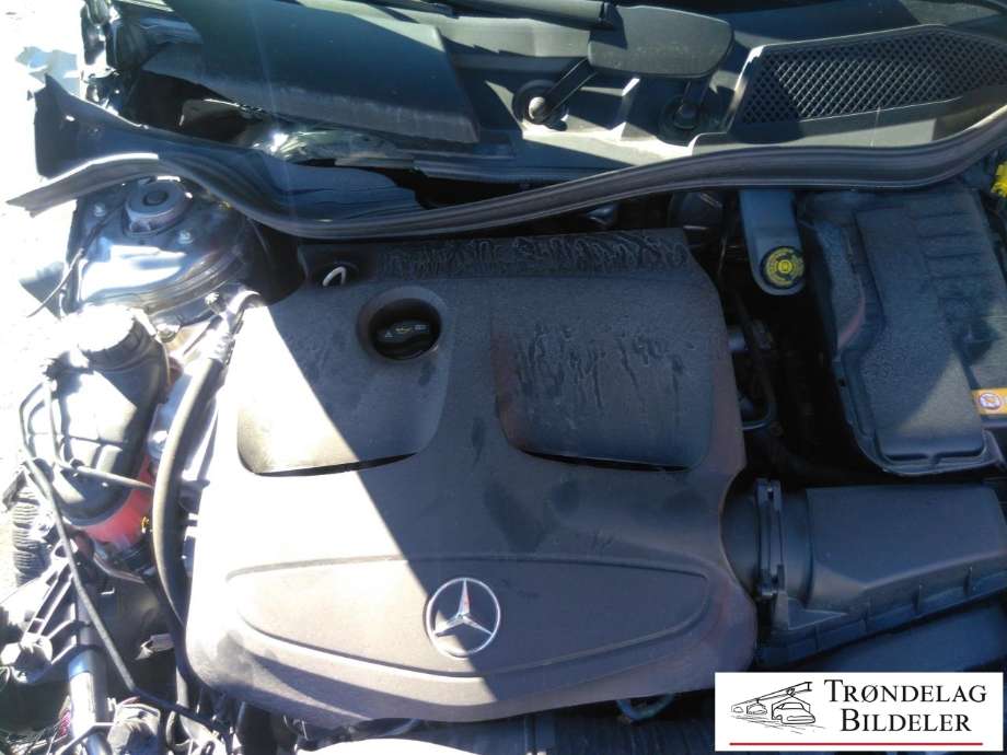Mercedes GLA 2014-2020 (X156) (X156), Motorkode: 270910, Girkassekode: D724001