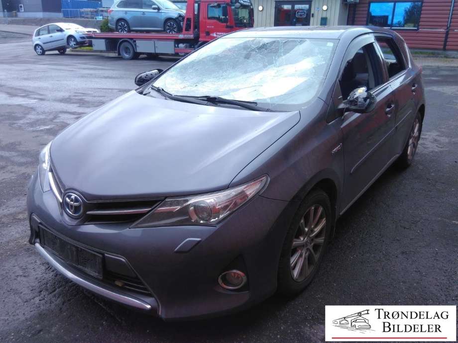 Toyota Auris 2013-2015 (Type II, Fase 1) , Motorkode: 2ZR-FXE, Girkassekode: 