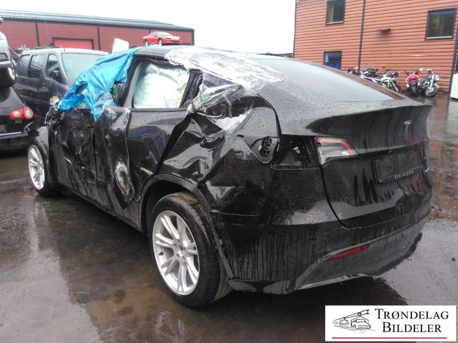 Tesla Model Y 2021-2024 (Type I) , Motorkode: 3DU| 3D3| 3D7, Girkassekode: 