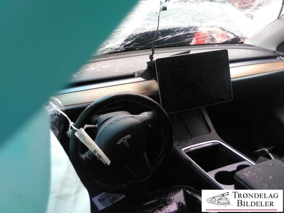 Tesla Model Y 2021-2024 (Type I) , Motorkode: 3DU| 3D3| 3D7, Girkassekode: 