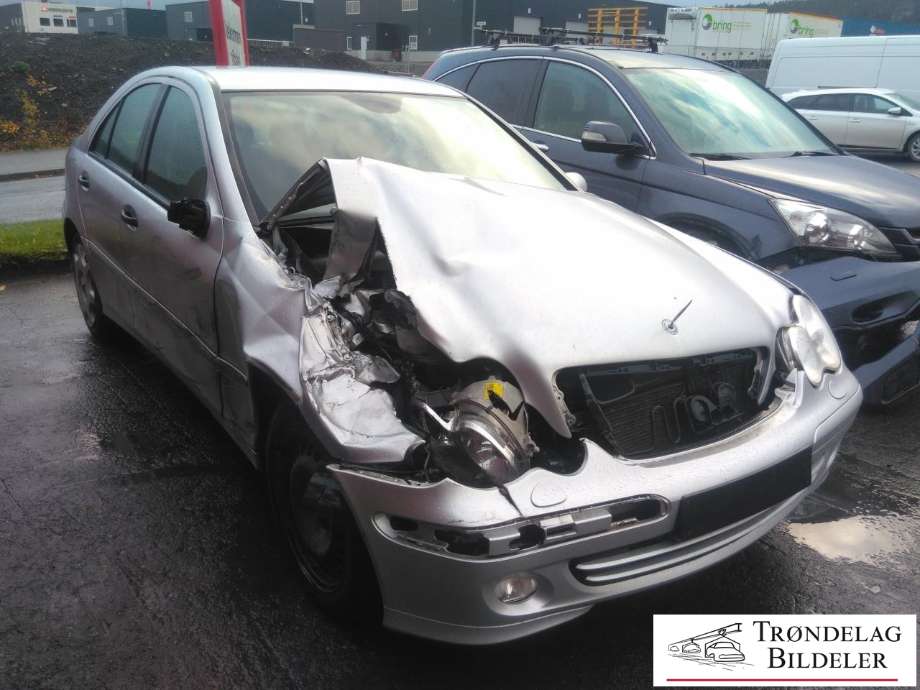 Mercedes C-Klasse 2004-2007 (Fase 2) (W203) (W203), Motorkode: 646.963, Girkassekode: 
