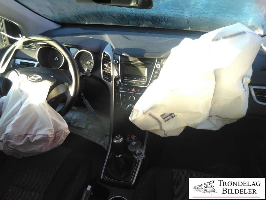 Hyundai i30 2012-2017 (Type II) , Motorkode: G4FA-5, Girkassekode: 