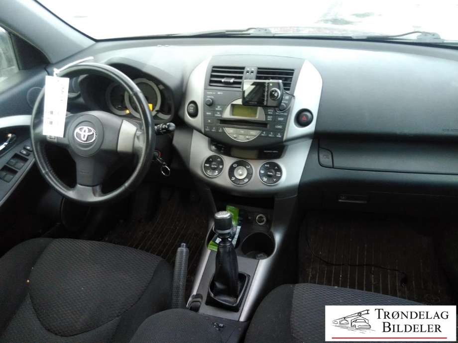 Toyota RAV4 2006-2009 (Type III, Fase 1) , Motorkode: 2AD-FTV| DPF, Girkassekode: 