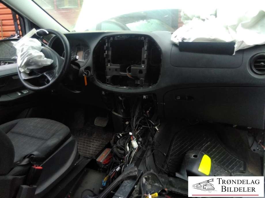 Mercedes Vito 2014-->> (W447) (W447), Motorkode: 651.950, Girkassekode: 